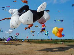 Villa Garden Cloud 7