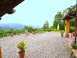 Cottage Olivi Everything for Eleven People