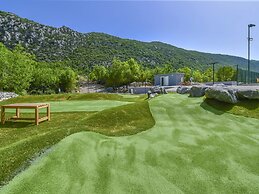 Luxury Villa With Heated Pool and Sauna