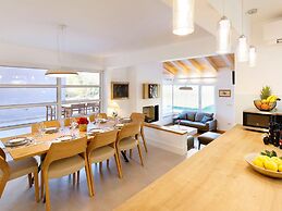 Luxury Villa With Heated Pool and Sauna