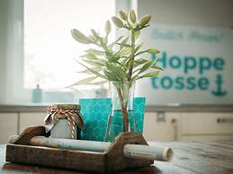 Hoppetosse Comfortable Holiday Residence