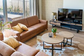 Villa in Leons With Boat Rental Option