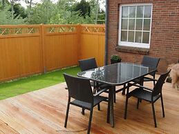 Karlo 4 Modern Retreat