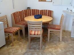 Black Modern Retreat