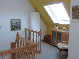 Black Modern Retreat