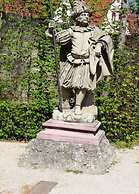 Black Modern Retreat