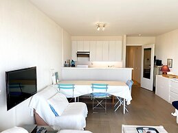 Apartment in Nieuwpoort With Garden