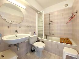 Apartment in Nieuwpoort With Garden