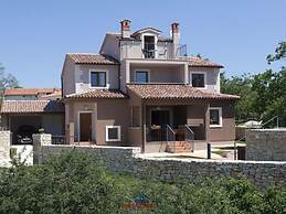 Arco Comfortable Holiday Residence