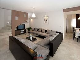 Arco Comfortable Holiday Residence