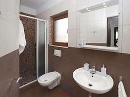 Arco Comfortable Holiday Residence