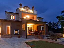 Arco Comfortable Holiday Residence