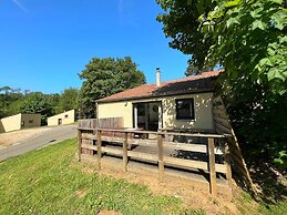 Bungalow Near Lake of Vallee de Rabais