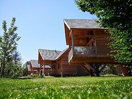 Beautiful Lodge With spa