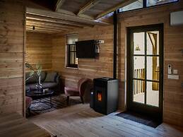 Beautiful Lodge With spa