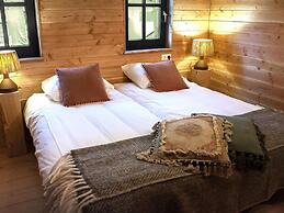 Beautiful Lodge With spa