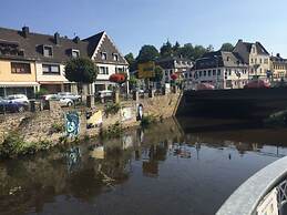 Mechthild and Hans-jurgen Geschwind