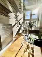 Modern Holiday Home in the Center