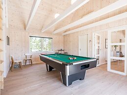 8 Person Holiday Home in Henne