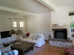 Holiday Home With Garden Near Lorgues