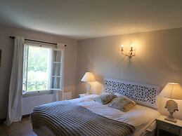 Holiday Home With Garden Near Lorgues