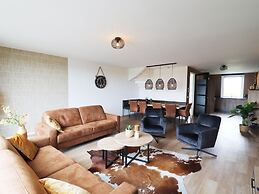Luxious Holidayhome Near the Water