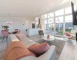 Luxury Chalet With Covered Terrace, in Zeeland