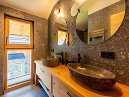 Amazing Chalet in Wolting With Sauna