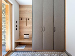 Amazing Chalet in Wolting With Sauna