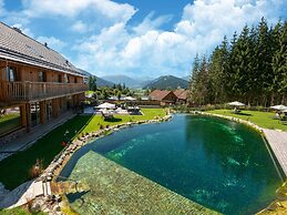 Amazing Chalet in Wolting With Sauna