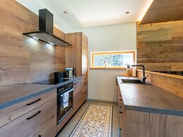 Amazing Chalet in Wolting With Sauna