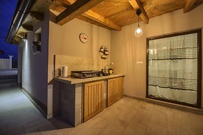 Villa G With Pool in Barban