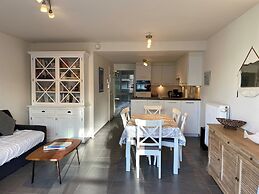 Apartment in Nieuwpoort With Terrace