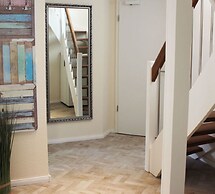 Cosy Apartment Near Centre