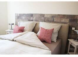Cosy Apartment Near Centre