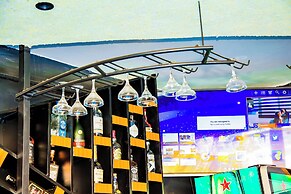 NETLUNA VILLA HOTEL & TOURS