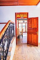 NETLUNA VILLA HOTEL & TOURS