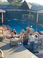 NETLUNA VILLA HOTEL & TOURS