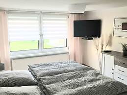 Lighthouse View Modern Retreat