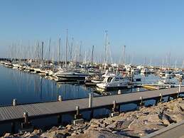 Lighthouse View Modern Retreat