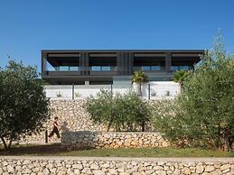 Holiday Home in Koromacno With Views and Wellness