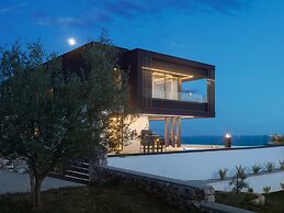 Holiday Home in Koromacno With Views and Wellness