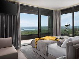 Holiday Home in Koromacno With Views and Wellness