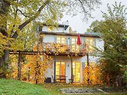 Holiday Apartment on the Upper Floor