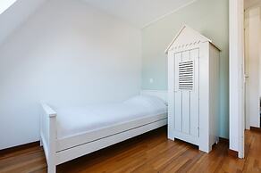 Holiday Bungalow With a Nice Light Appearance at 1.5 km From the Beach