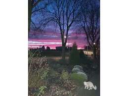 No Title Modern Retreat