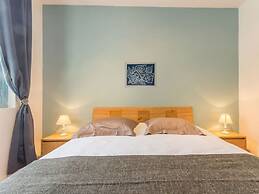 Belle Rive Comfortable Holiday Residence