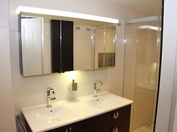 Sunshine Comfortable Holiday Residence