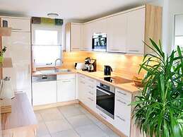 Sunshine Comfortable Holiday Residence