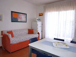 Cosy Apartment in Caorle With Balcony/terrace